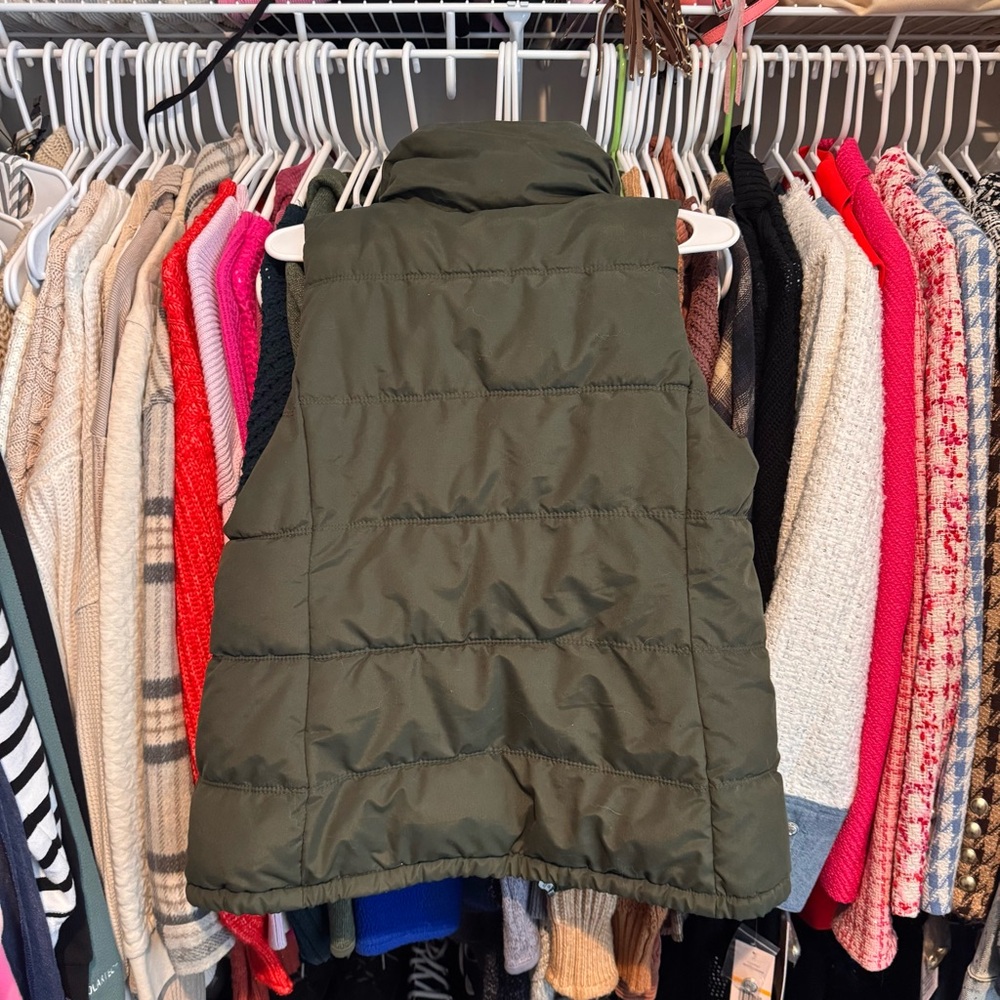 Old Navy Olive Green Puffer Vest - Picture 3 of 3